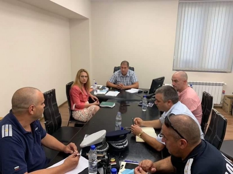 Съвместна акция срещу войната по пътищата и рева на мотори