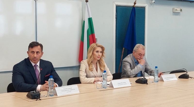 НАП, КЗК и КЗП наблюдават 10 търговски обекта във Враца и 8 в Монтана