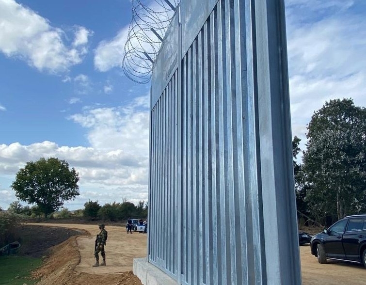Гърция е завършила 40-километровата метална ограда по протежение на границата