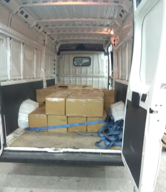 Митническите служители откриха 21 690 парфюма от различни търговски марки