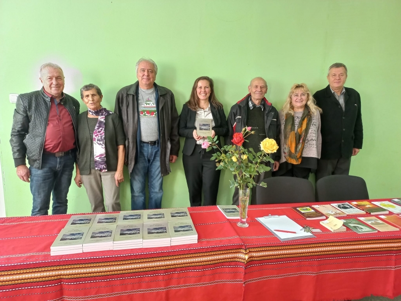 Премиера на краеведското изследване на Иван Цанев Зверино История бит