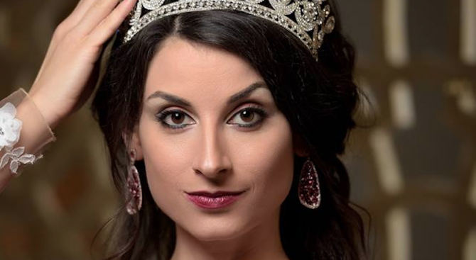 Мисис България Надя Недялкова остана без титла и без корона