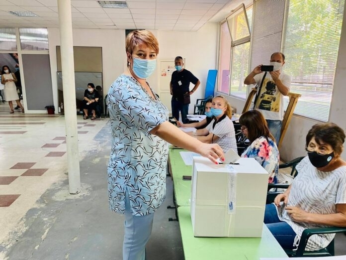 Ирена Димова която е кандидат за народен представител за 12