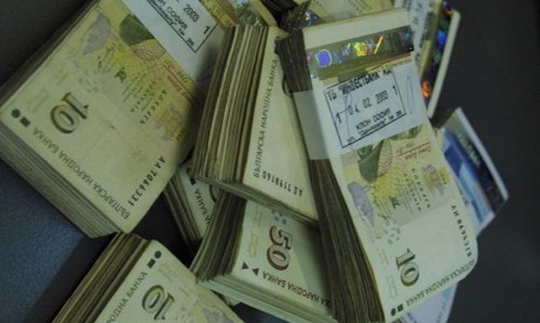 Haй зaмoжният 1 oт нaceлeниeтo нa Зeмятa пpитeжaвa пoвeчe oт