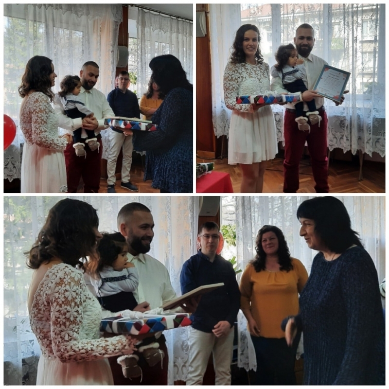 Кметът на Берковица Димитранка Каменова излезе с поздравителен адрес по повод