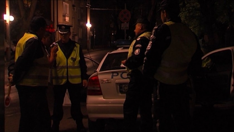 Полицаи са се отзовали сигнал за нарушаване на нощната тишина