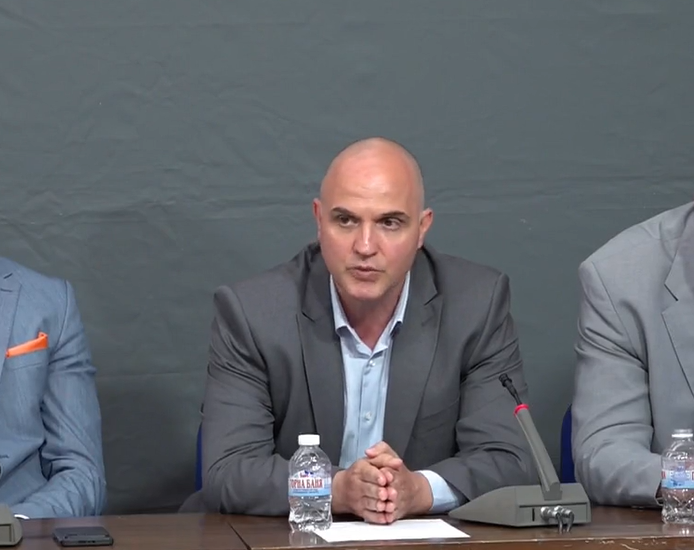 Депутатът от Враца на Има такъв народ Георги Георгиев е