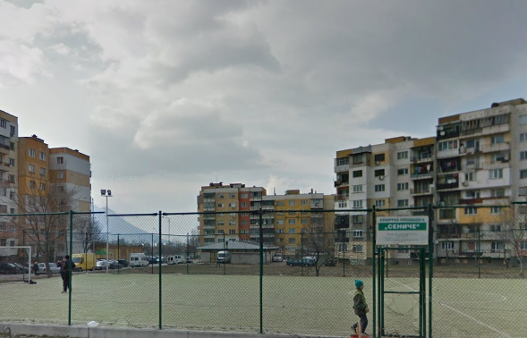 Непълнолетен и криминално проявен престъпник пак се издъни а полицията