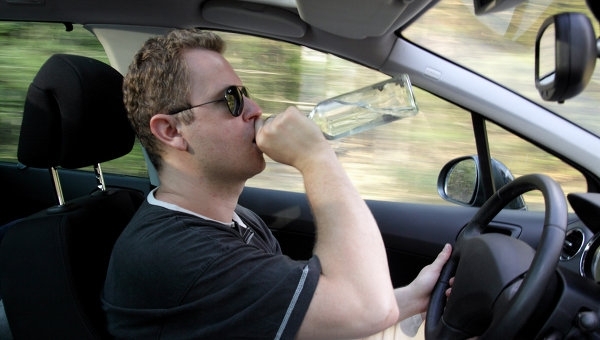 Хванали са почерпен ботевградчанин зад волана на лек автомобил във