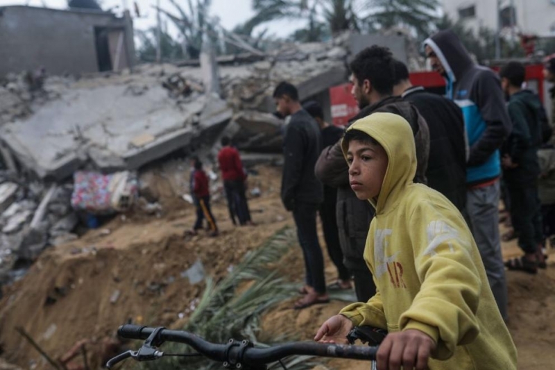 Войната в Газа продължава вече шест месеца и хиляди палестинци