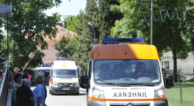 Отново агресия над екип на Спешна медицинска помощ Напададението е станало