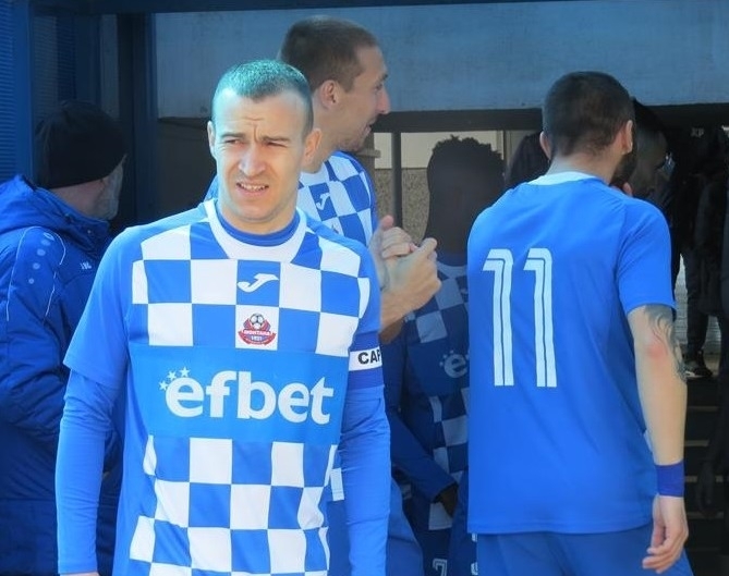 PCR тестовете за COVID 19 които футболистите треньорите и служителите на