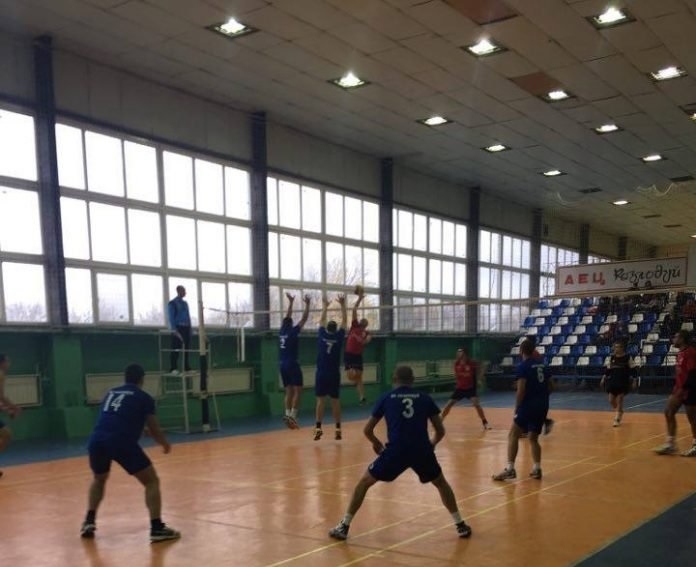 На 13 януари от 14 00 часа в спортна зала