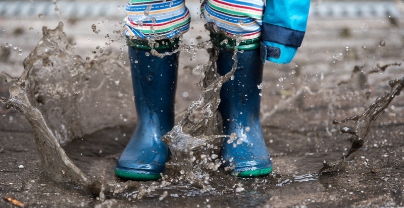 През нощта над повечето райони от страната явленията временно ще