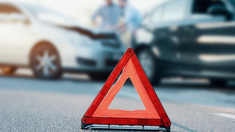 Шейсет и седем души са загинали при катастрофи на пътищата