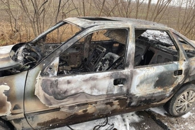 МВР излезе с подробности за изгорялата кола между Козлодуй и