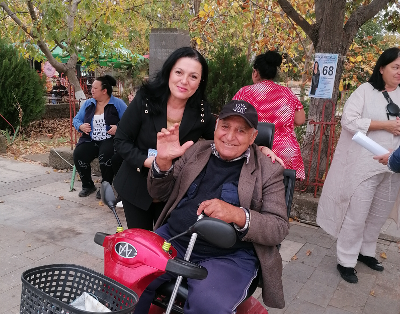 Днес в село Малорад на централния площад пред кметството инж