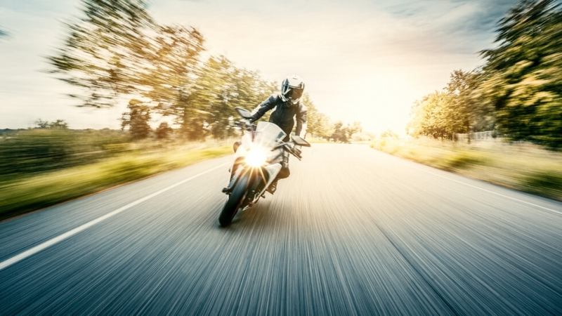 Пловдивската полиция е по следите на моторист който карал нерегистрирана