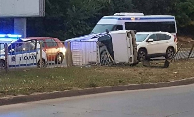 Пиян софиянец катастрофира в Лом съобщиха от областната дирекция на