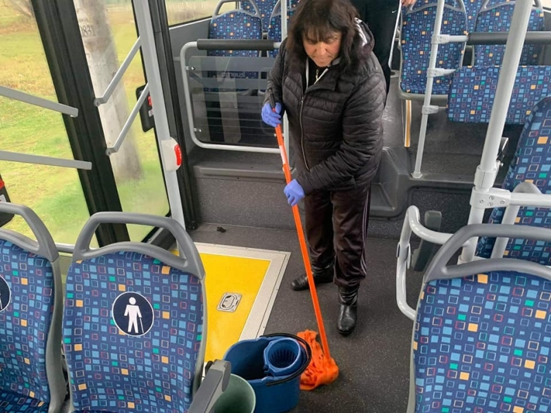 Цялостна дезинфекция се извършва в градския транспорт във Враца в