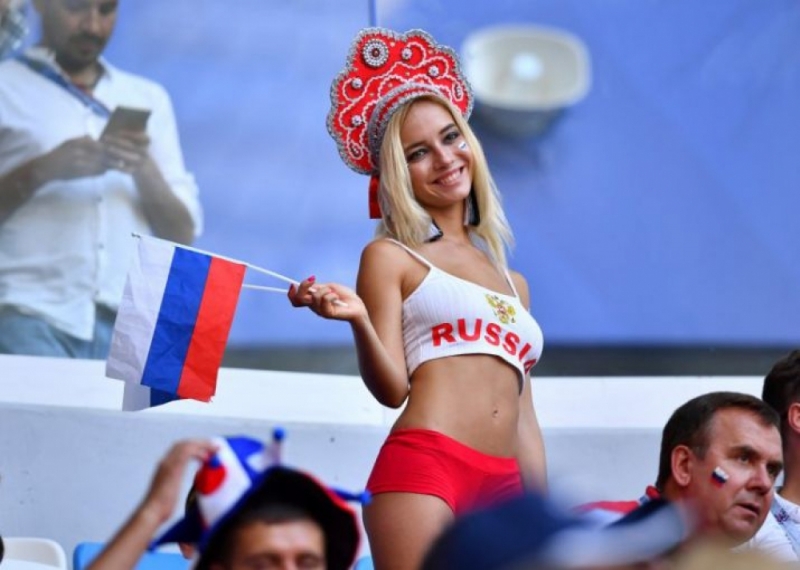 Рускинята Наталия Немчинова която се превърна в символ на Мондиал