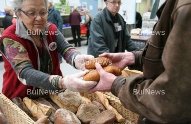 ДДС за дарени храни може да отпадне от догодина