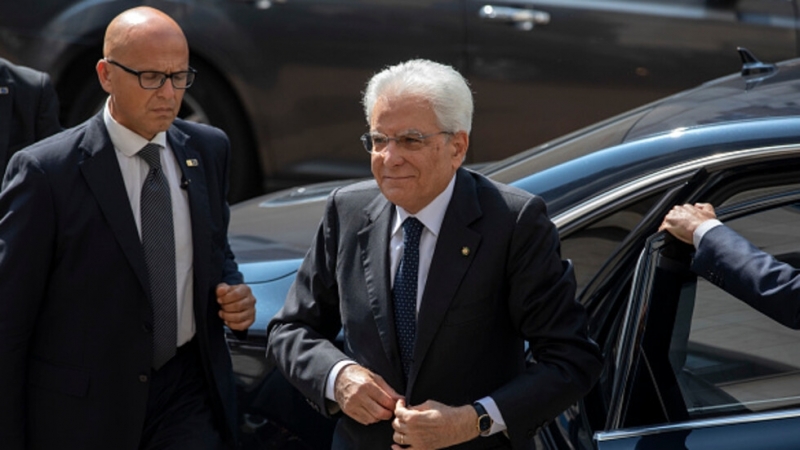 Италианският президент Серджо Матарела иска политическите партии да постигнат споразумение