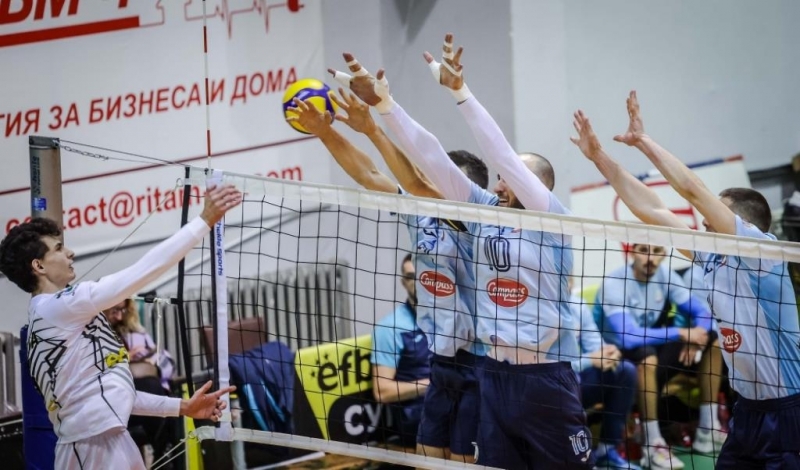 Монтана запази лидерската си позиция в класирането след успех с