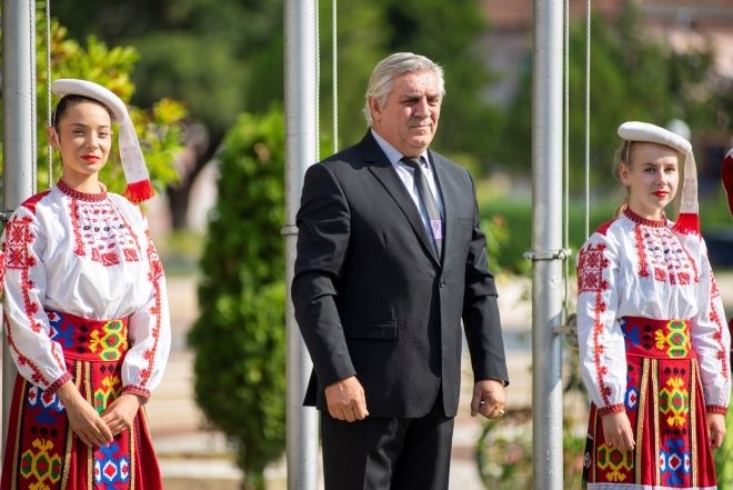 Гражданството на Мездра отбеляза подобаващо 138 ата годишнина от Съединението на