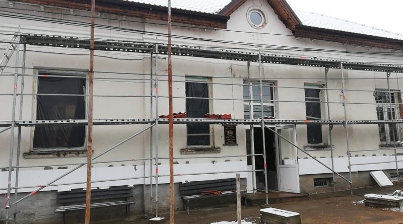Започна ремонтът на кметството в село Бъркачево съобщиха от Община