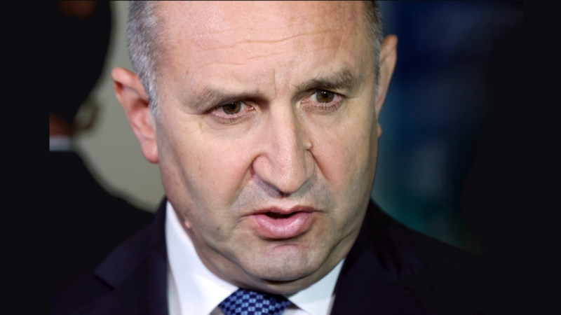 Президентът Румен Радев сезира във вторник Конституционния съд с твърдение