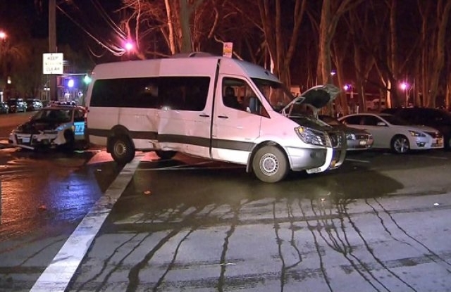 Неправоспособен шофьор на бус предизвика катастрофа на бул Христо Ботев във