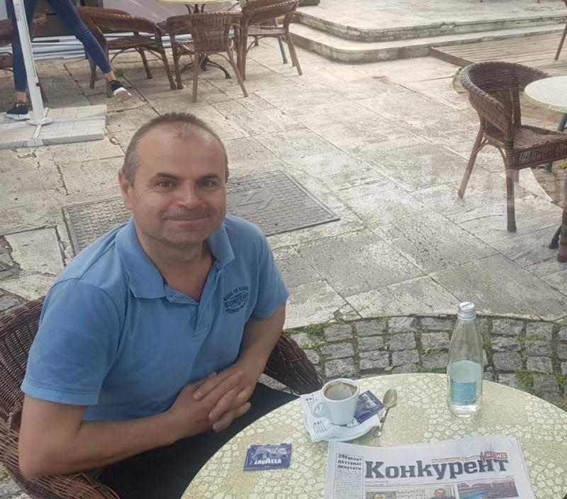 След санкциите срещу Пеевски: Мито Мухъла се скри, Гошо Синдика стана ...
