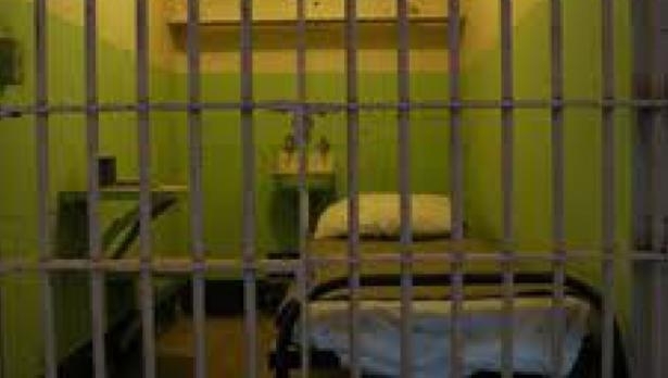Намериха наркотици в две килии в затвора в Бойчиновци съобщиха
