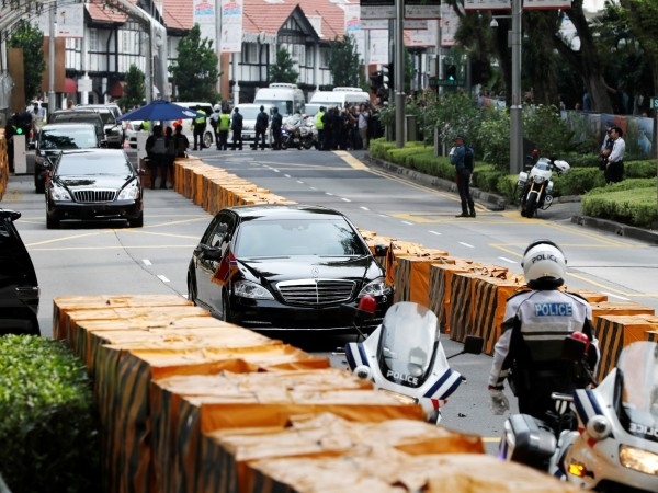 Ким Чен ун е предпочел да се придвижва в Сингапур