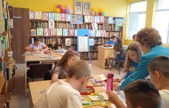 Арт работилница се проведе в рамките на инициативата  Забавно лято в библиотеката  в Мездра