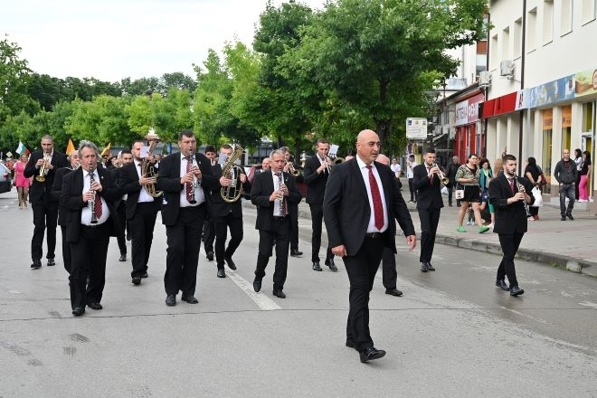 Кметът на Община Монтана Златко Живков откри 18 Международни празници