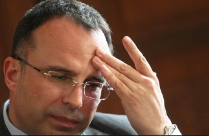 Прокуратурата проверява министъра на земеделието Румен Порожанов съобщиха от държавното