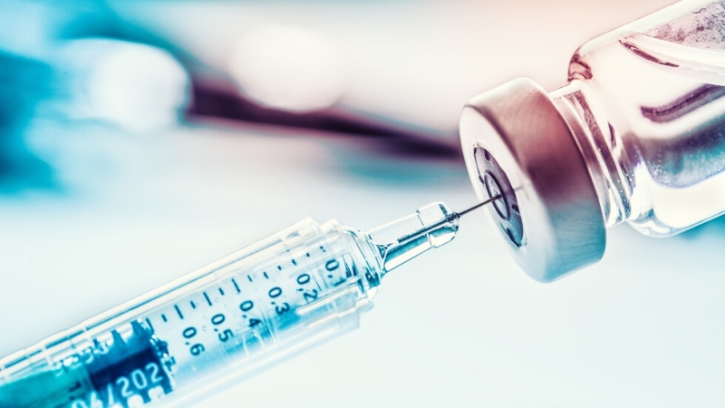 Днес 15 медицински специалисти са били ваксинирани в Козлодуй, научи