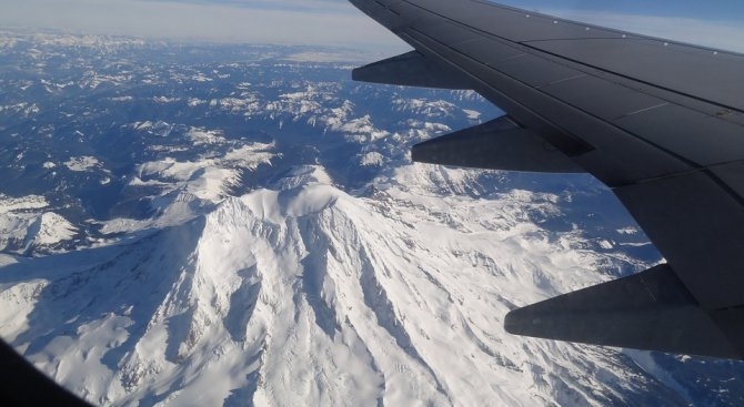 Самолет от Лондон до Пловдив е отклонен за румънския град