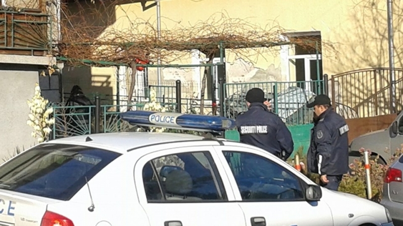 Случката е от вчера Около 10 часа в районното управление