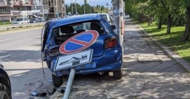 Шофьор се заби в пътен знак във Врачанско заради висока