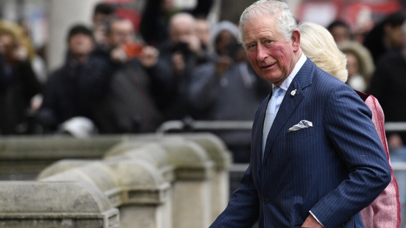 Принц Чарлз се е възстановил от коронавируса съобщават медиите на