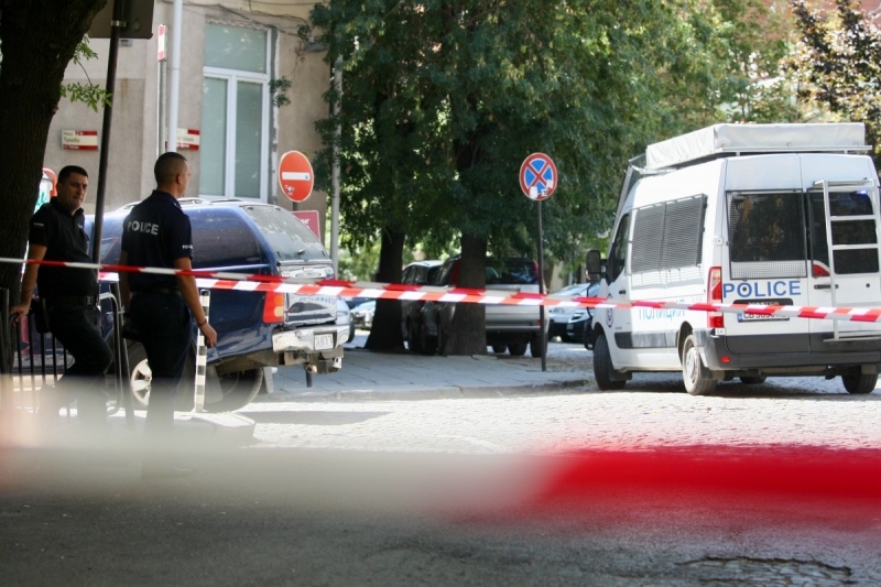 Трима мъже пребиха 26 годишен молдовец готвач в хотел в Благоевград