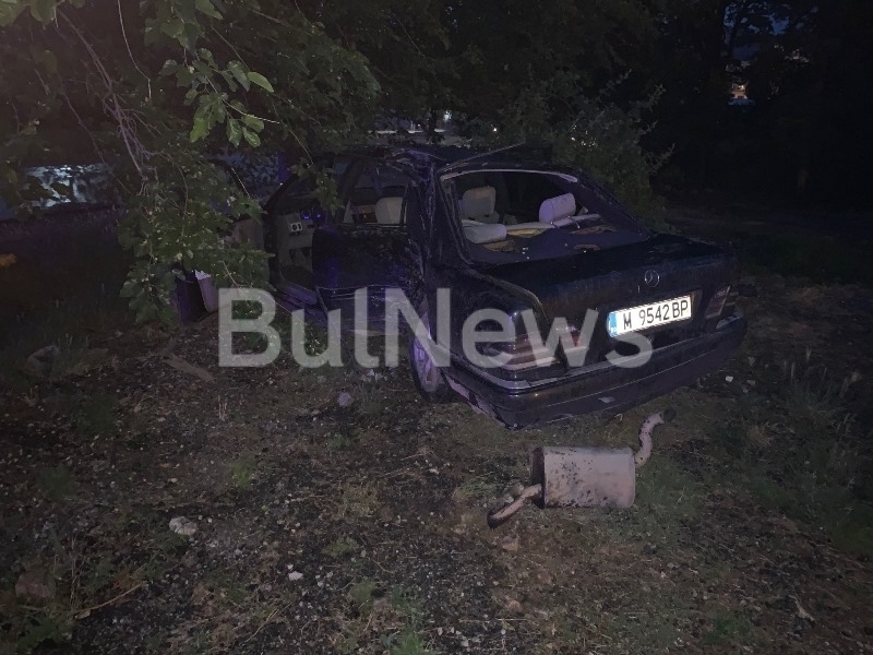 От полицията във Враца съобщиха подробности за катастрофата с Мерцедес