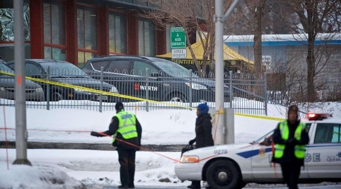 Петима души бяха убити и друг ранен при стрелба в