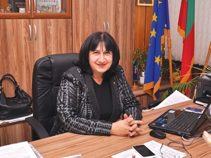 Вече е потвърдено че Димитранка Каменова се завръща на кметския