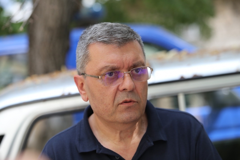 От години в автомобилите на полицията няма шипове като оборудване Това обясни