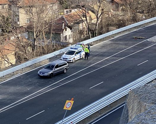 Шофьори масово започнаха да негодуват след пускането на скоростния път