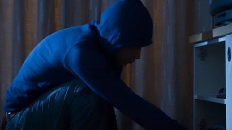 Заловени са крадците отмъкнали уреди и машини от къща в